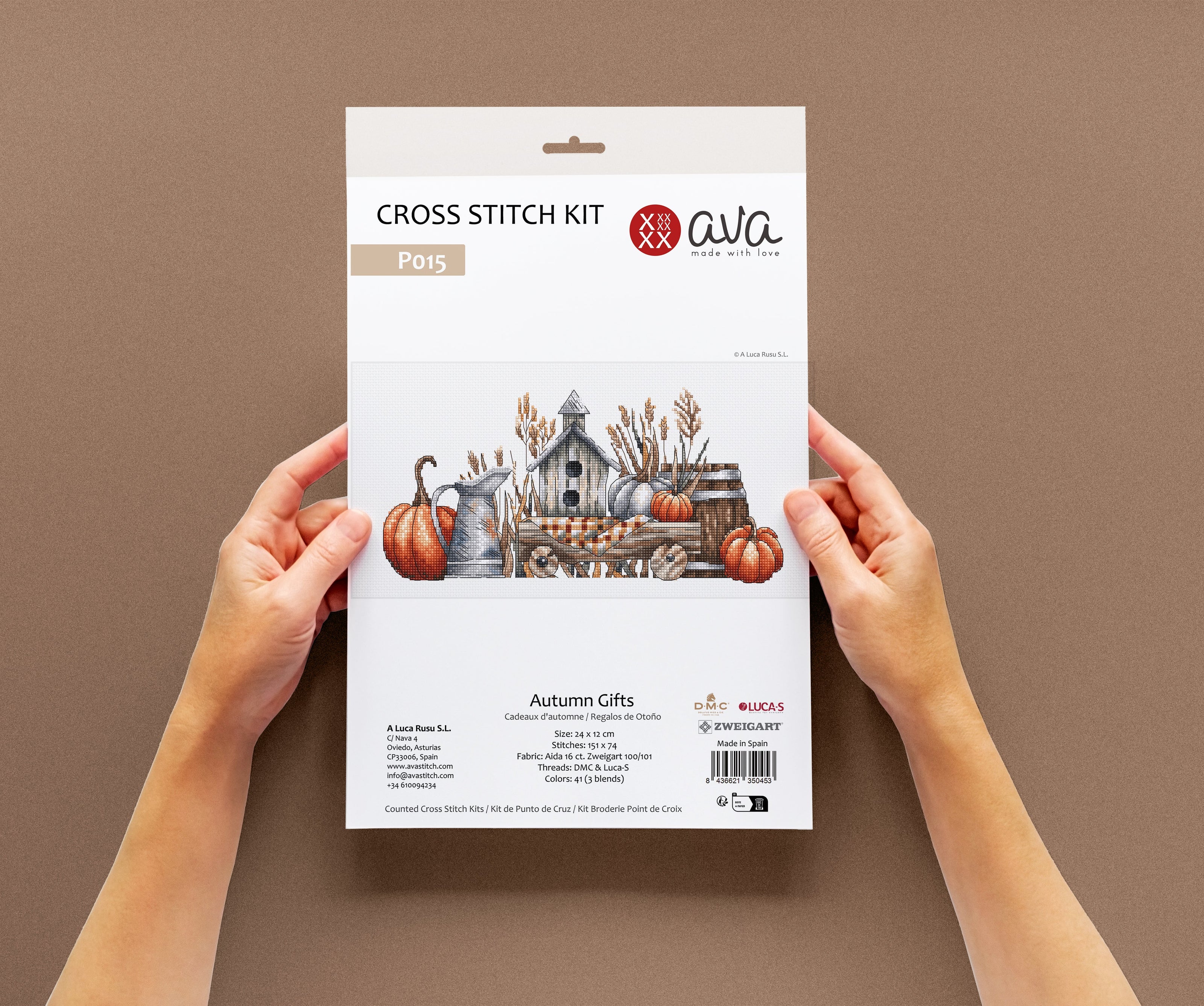 Autumn Gifts - Cross Stitch Kit AVA P015