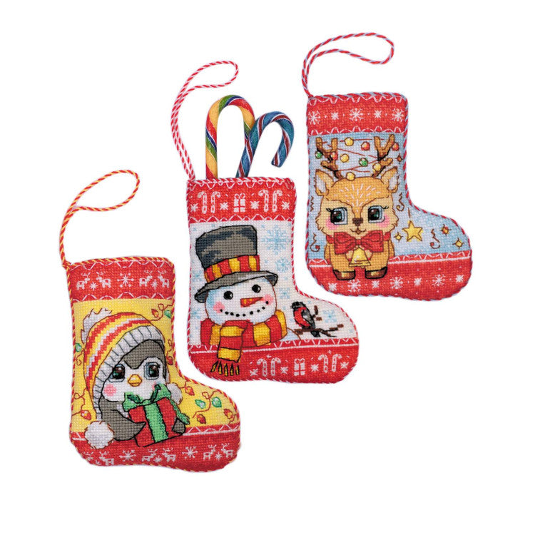 Cross stitch kit Christmas Stockings 11x15 cm SR2239AC