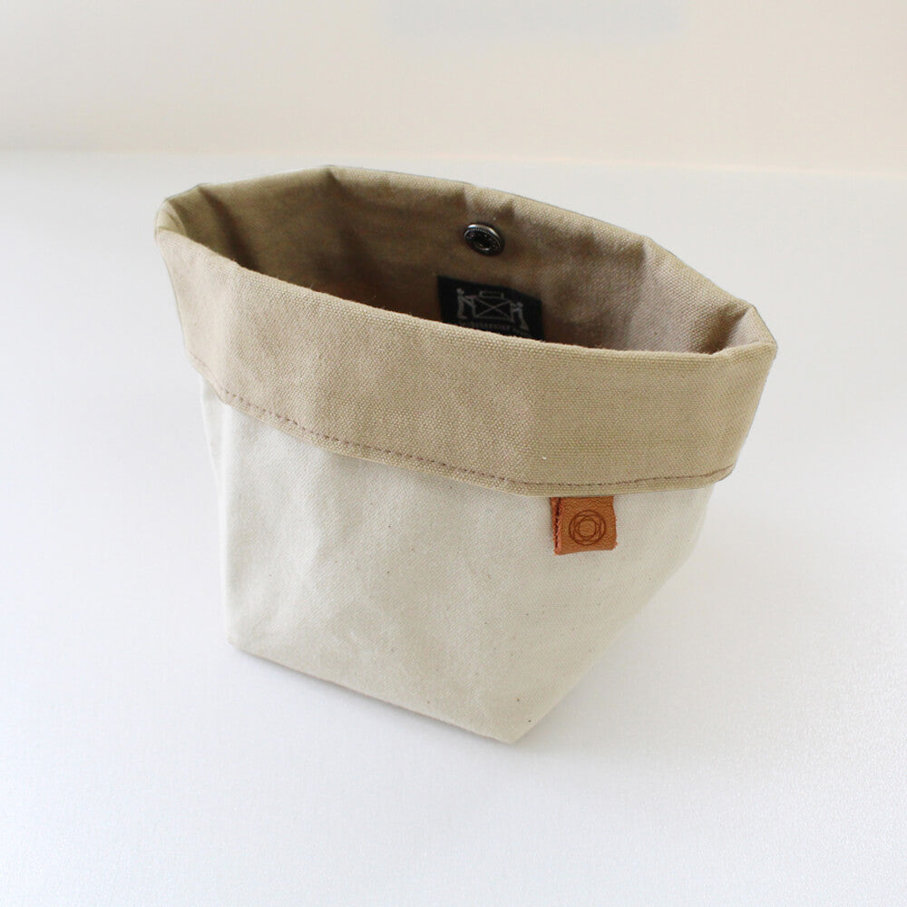 Cohana Accessory Pouch Waxed Canvas Natural