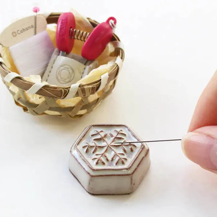 Cohana Mini 4-Piece Sewing Kit Kantsubaki - 1pc