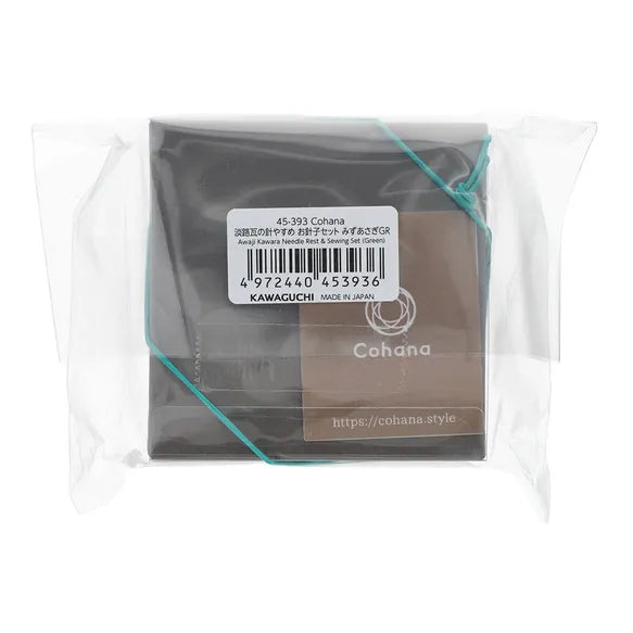 Cohana Needle rest with scissors - Awaji Kawara - green - 1pc