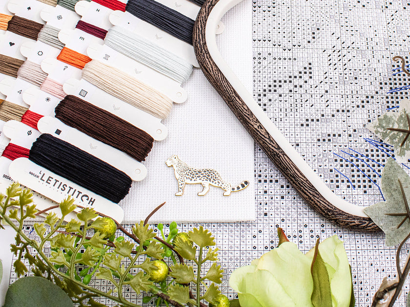 L9954 Wild Beauty Cross Stitch Kit