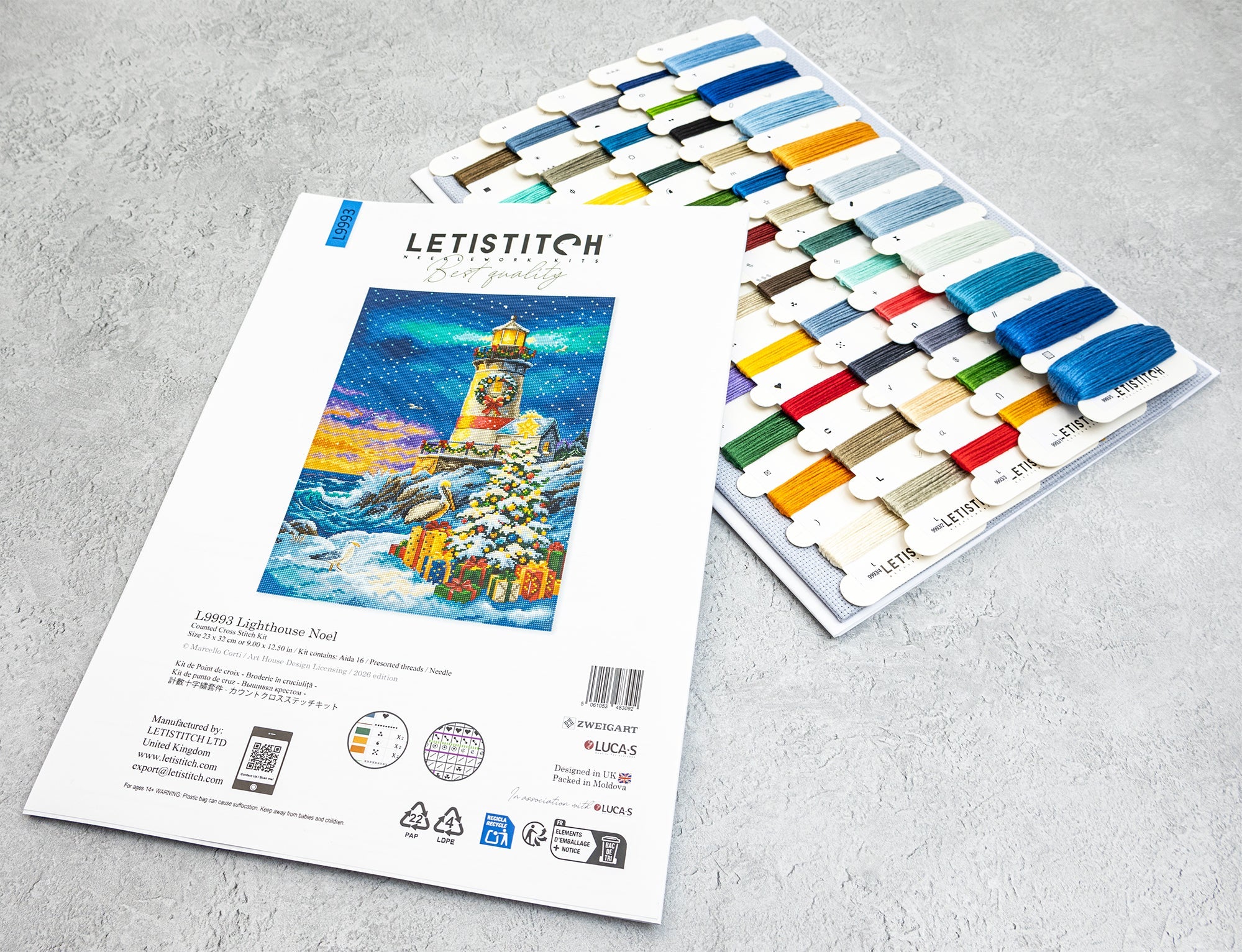 L9993 Lighthouse Noel