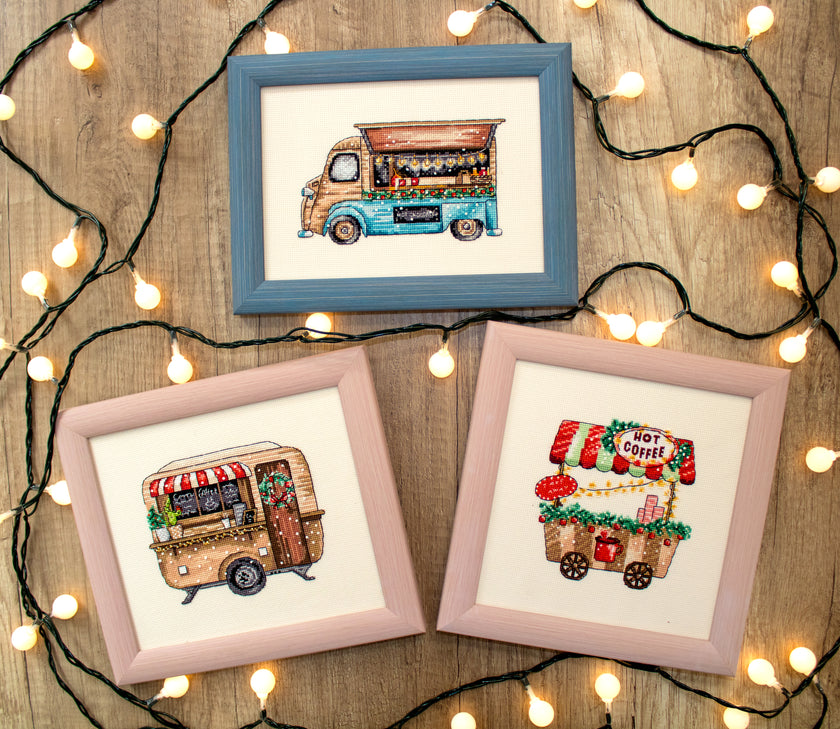 L8001 Happy Holidays