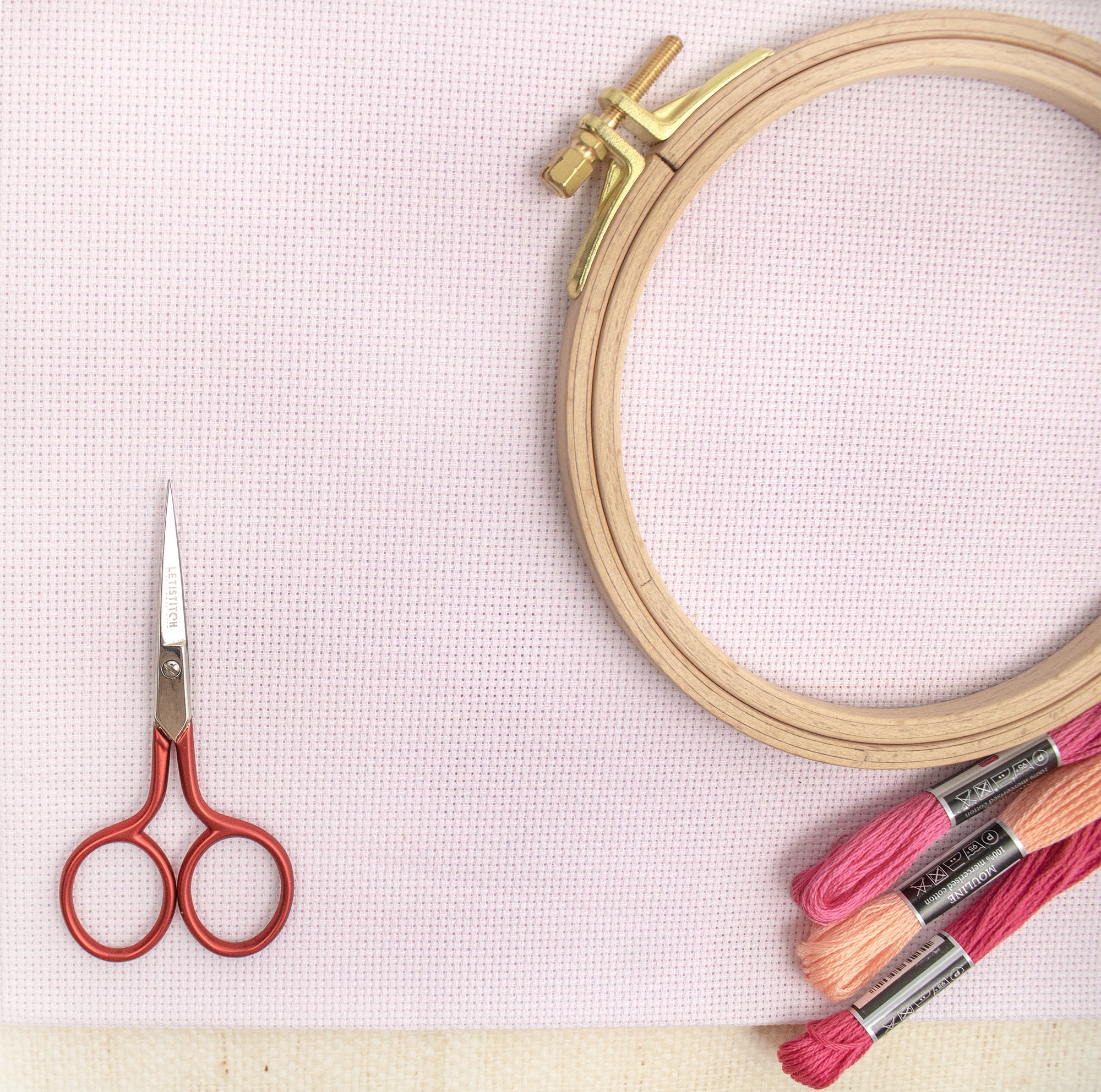 Letistitch Embroidery Scissors 20417 Red-Matte handles