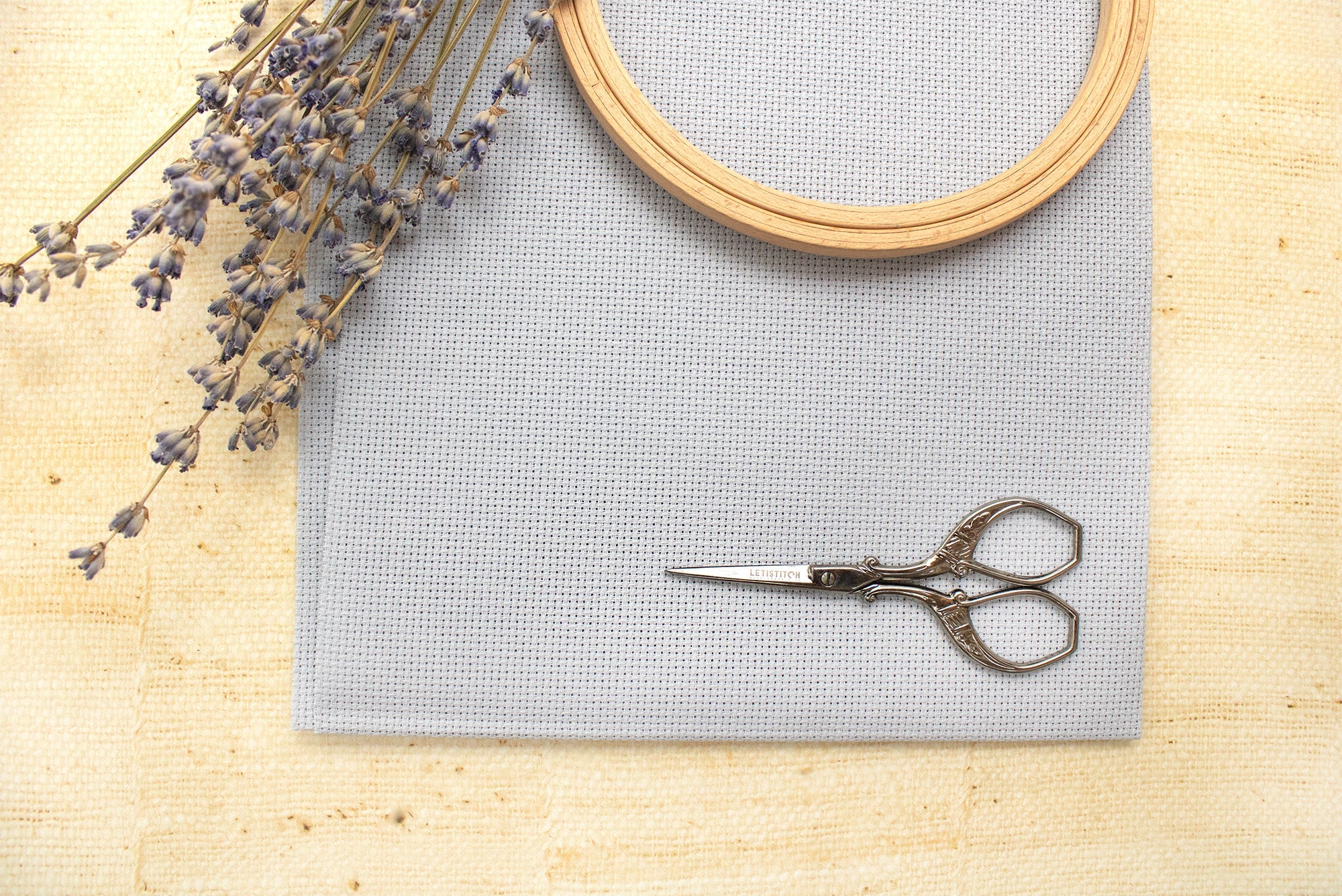 Letistitch Embroidery scissors Soft Touch 20424