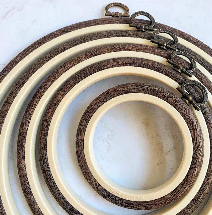Embroidery Hoops - Nurge Flexible Hoops, Round