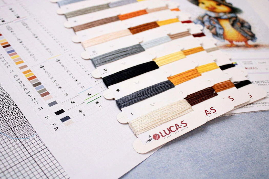 Color swatches with 'LUCAS' branding on a grid background