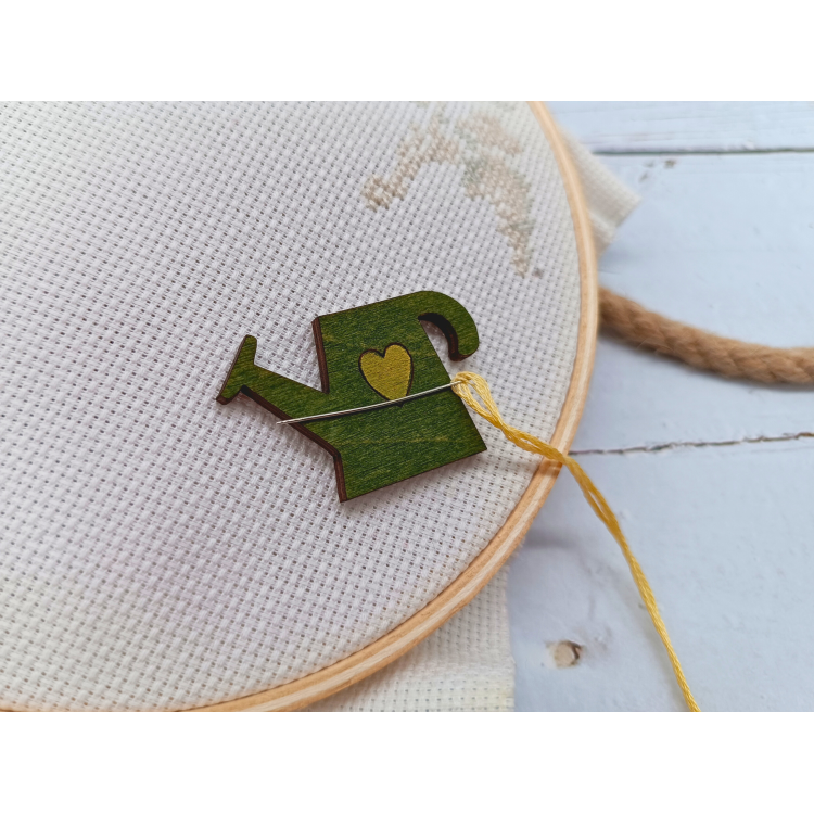 KF059/64 Magnetic needle holder. Watering can