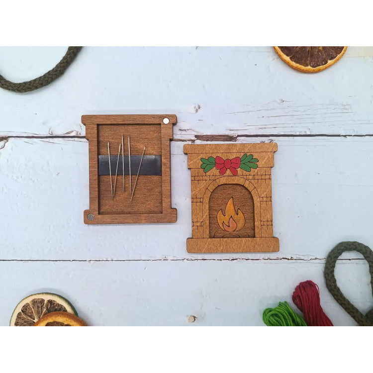 KF056/125 Wooden needle case. Fireplace.