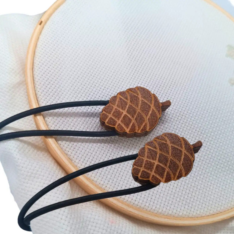 KF040/3 Magnetic keepers . Pine cone. 2pcs