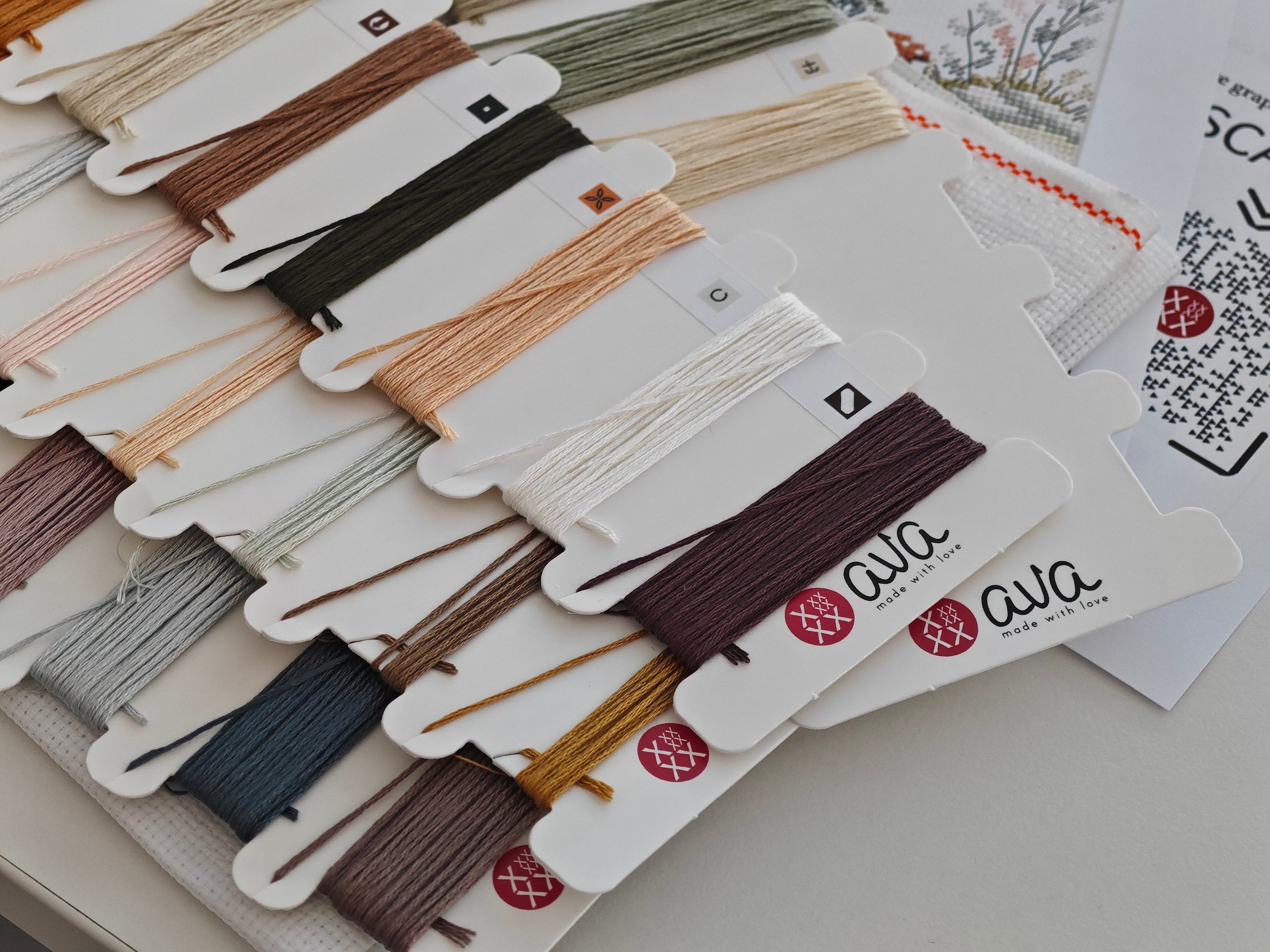 Autumn Fairytale Mouse - Cross Stitch Kit AVA P012