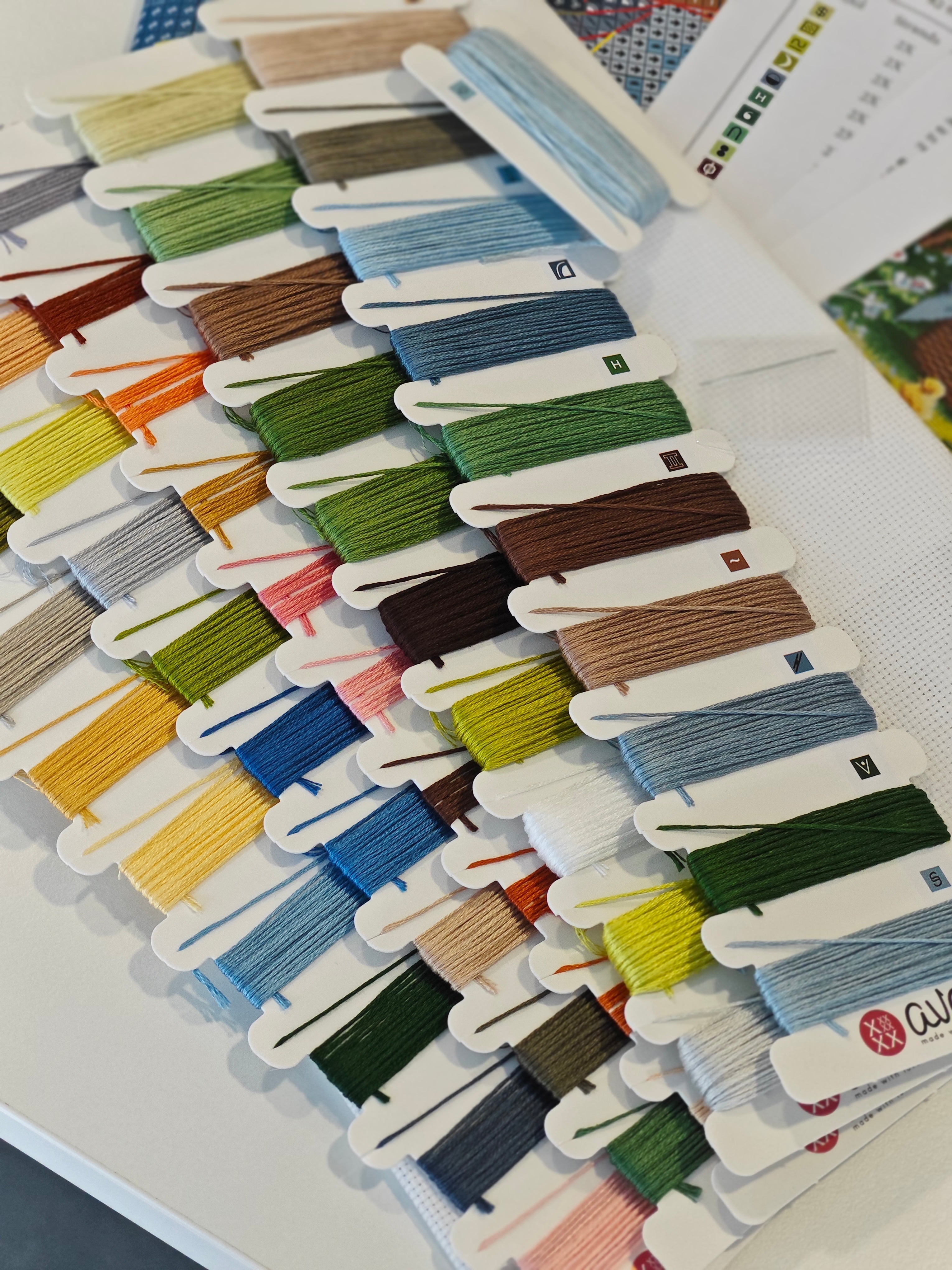 Spring at the Farm - Cross Stitch Kit AVA P159