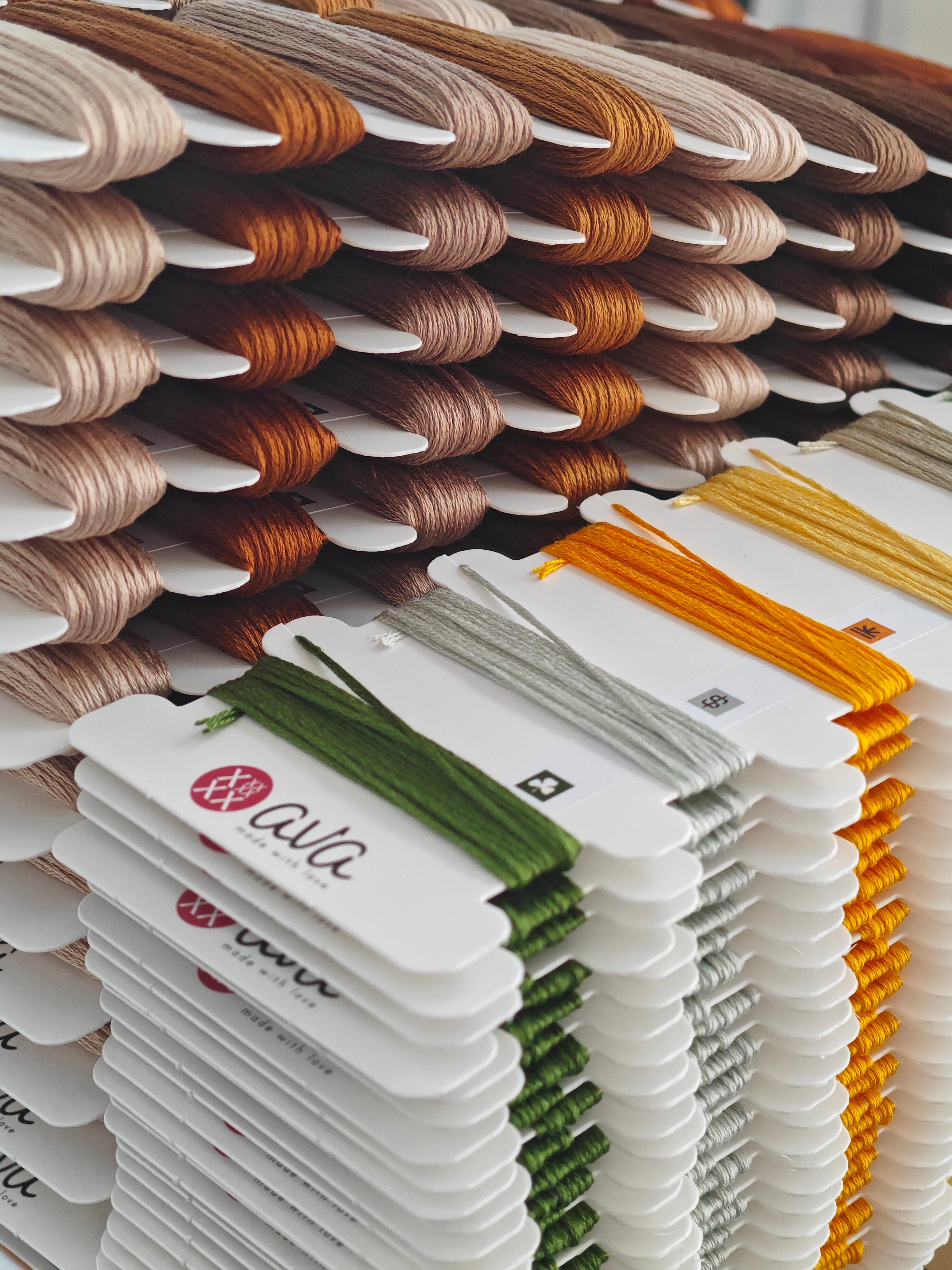 Afternoon of Reading - Cross Stitch Kit AVA P195