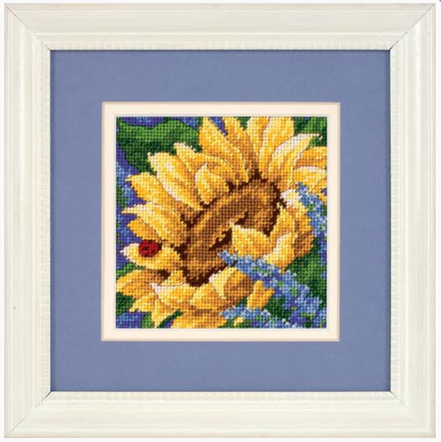 Sunflower and Ladybug D17066