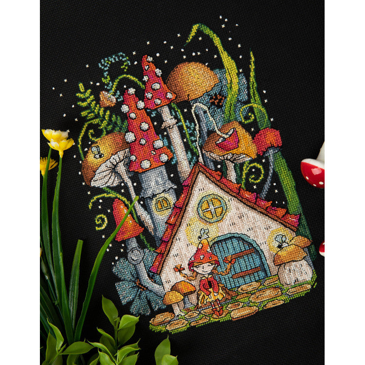 PVS-7321 Cross stitch kit PANNA "Mushroom house" 19 x 24.5 cm