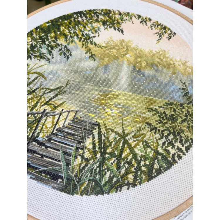 Cross stitch kit "The silence of dawn" 25×25 cm S1752
