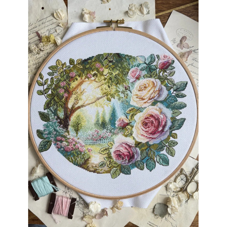 Cross stitch kit "Dream Garden" 24 x 22 cm SANS-84