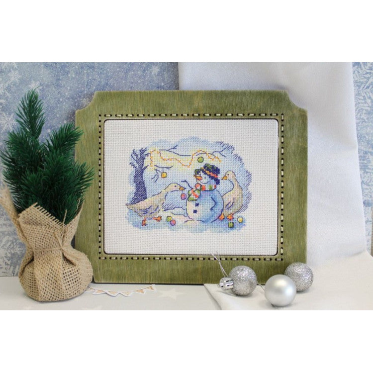 Cross stitch kit "Snow Fun" SM-736