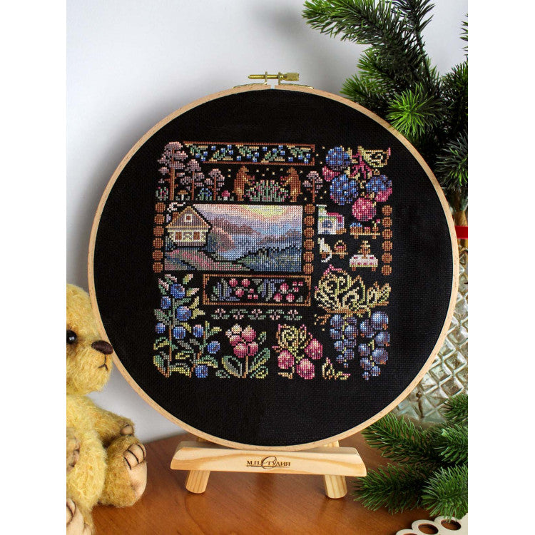 CROSS STITCH KIT "SAMPLER. DAWN IN THE VILLAGE" 19*19 CM SNV-1036