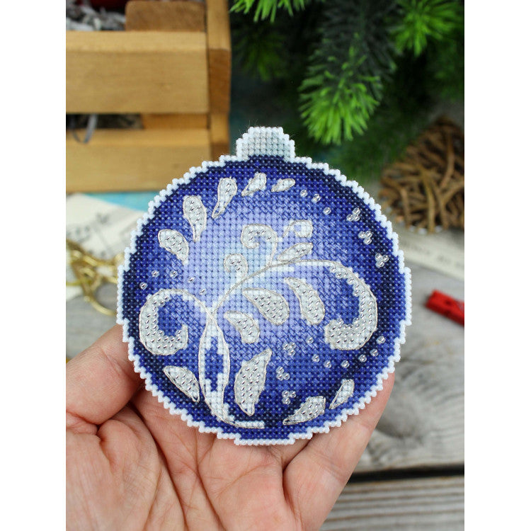 Cross stitch kit "Sapphire Radiance" Christmas Ornament" 10 x 9 cm SR-1319