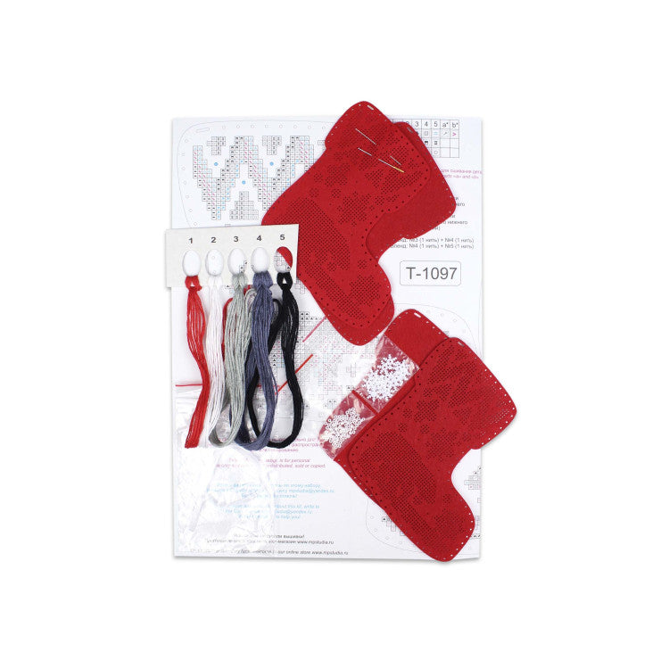 Cross stitch kit "Boots with bears. Set of 2" ST-1097