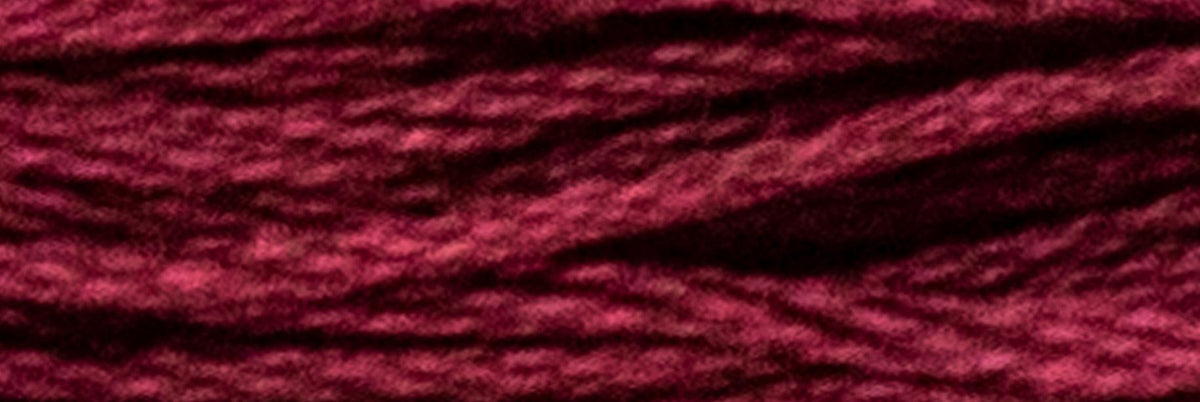 Stranded Cotton Luca-S - 30 / DMC 814 / Anchor 72 - Luca-S Stranded Cotton